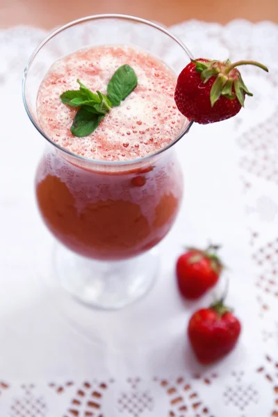 Strawberry smoothie — Stock Photo, Image