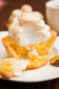 tartı beze ve Limon Lor