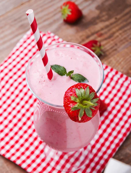 Aardbeiensmoothie — Stockfoto