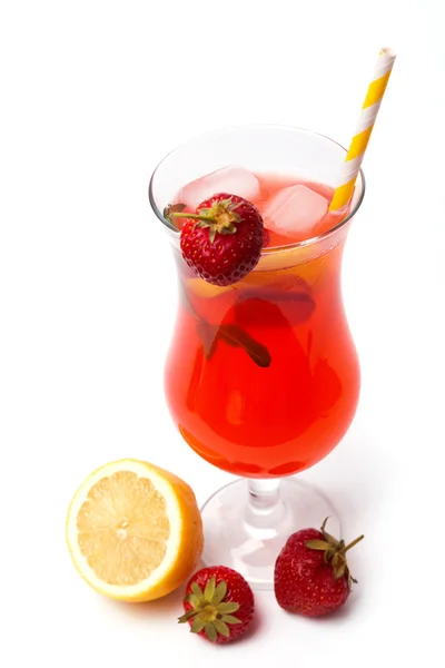 Homemade strawberry lemonade — Stock Photo, Image