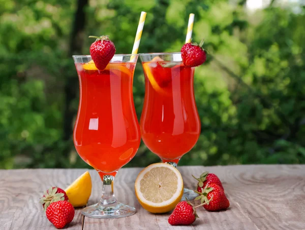 Limonade à la fraise maison — Photo