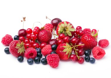 Beyaz arka plan üzerinde çilek karışımı