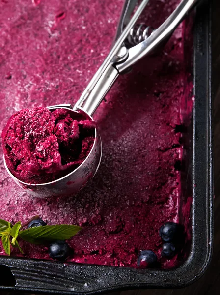 Blueberries ice-cream — Stock Photo, Image