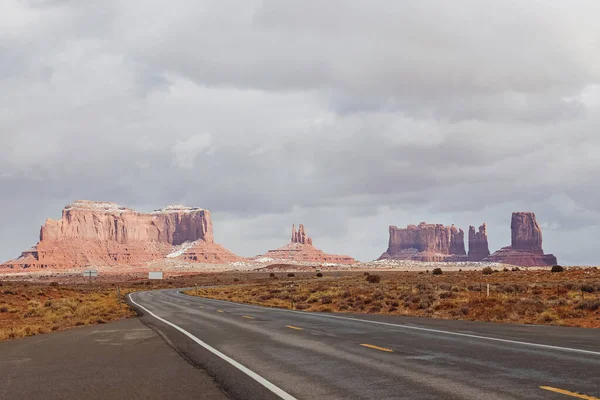 Berömd Monument Valley Road Arizona Usa — Stockfoto