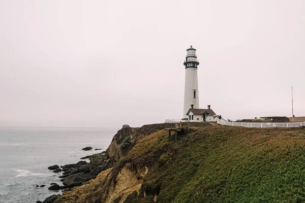 Faro Punto Piccione Una Giornata Nuvolosa California Autostrada Uno — Foto Stock