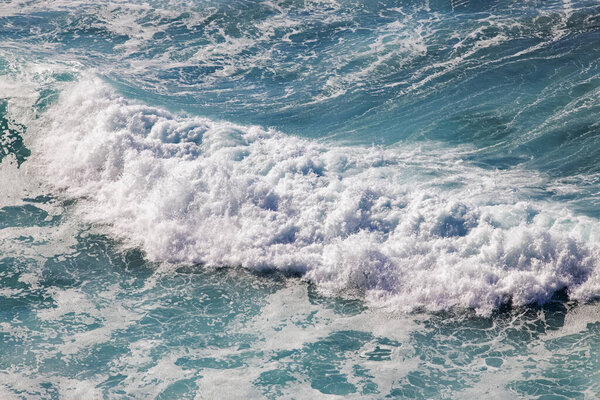 Океанские волны с пеной, природный фон