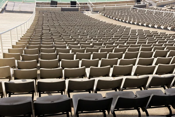 Rangée du stade de chaise facile — Photo