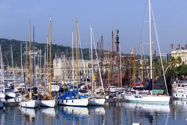 Schiffe und Yachten — Stockfoto