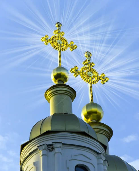 Goldenes Kreuz — Stockfoto