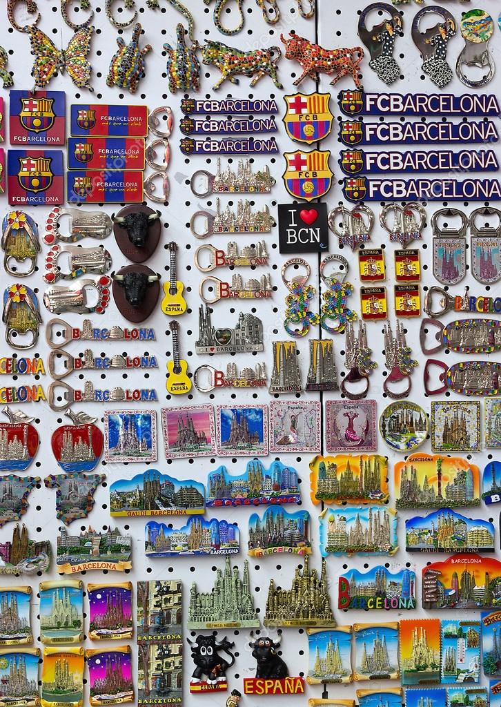 Souvenirs shop Barcelona Stock Editorial Photo © fotoall 26934019