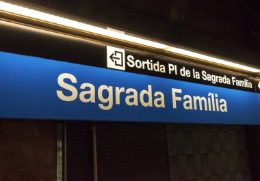 metro istasyonu, barcelona.
