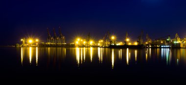 gece panorama sea port, odessa, Ukrayna.
