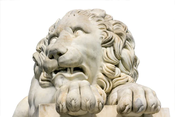 Lion marble sculpture in Vorontsov Palace, Crimea, Ukraine. — Stock Photo, Image