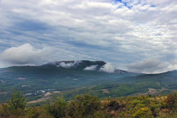 Autumn in mountains. — Stock Photo, Image