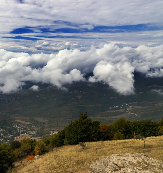 Bellezza della montagna nella stagione autunnale — Foto Stock