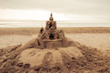 Kumdan kale üzerinde beach barcelona. İspanya