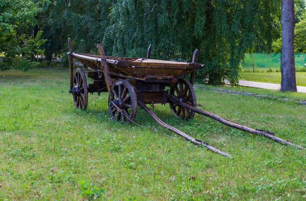 Старая тележка — стоковое изображение Старая тележка Лицензионные Стоковые Фото