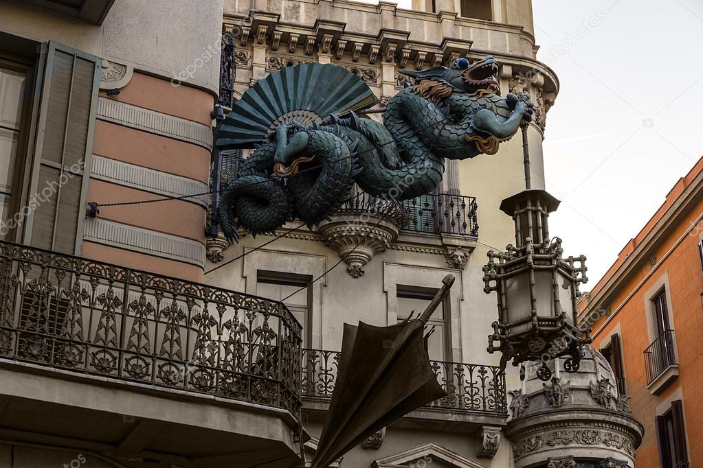 Dragon torch umbrella in the Ramblas, Barcelona