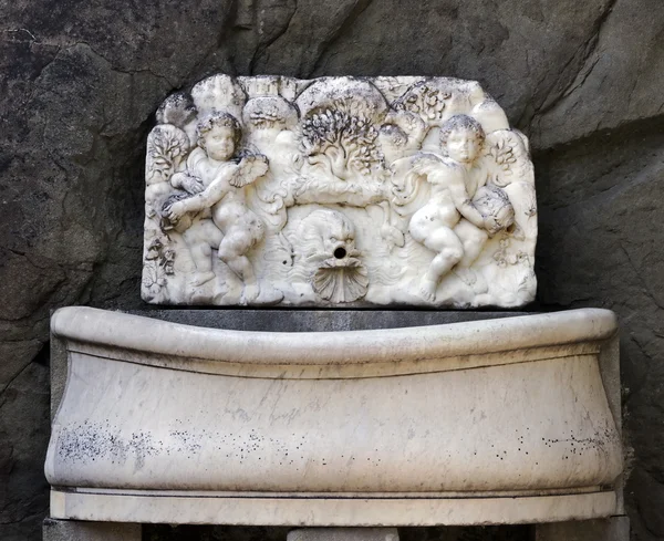 Marble fountain — Stock Photo, Image