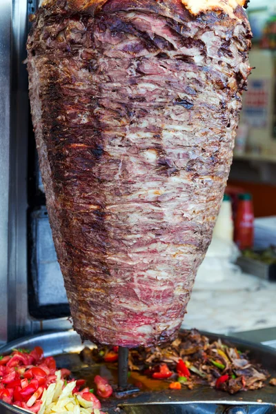 Turkish food Doner Kebab in the restaurant — Stock Photo, Image