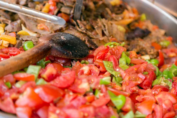 Cucina turca Doner Kebab nel ristorante — Foto Stock