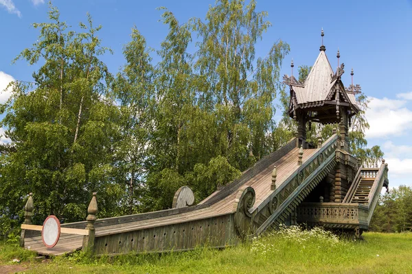 Atrações Russian Village em Verkhniye Mandrogi — Fotografia de Stock