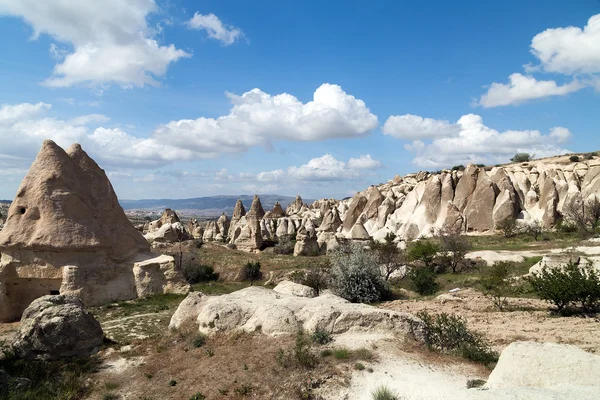 Paisaje de montaña, Goreme, Capadocia, Turquía — Foto de Stock