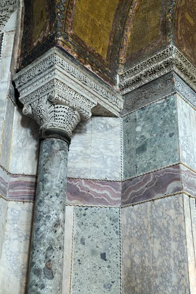 Interior de Santa Maria Sofia em Istambul, Turquia — Fotografia de Stock