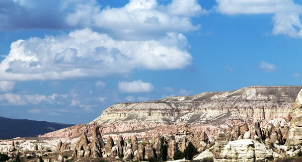 Paisaje de montaña, Goreme, Capadocia, Turquía — Foto de Stock