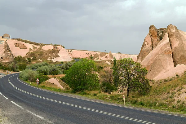 Weg in vallei Cappadocië Turkije — Stockfoto