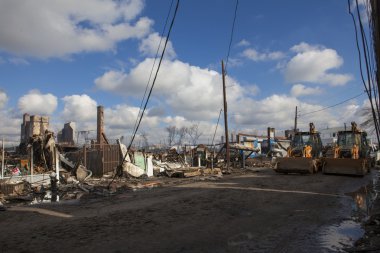 kumlu bir kasırga. ardından new York