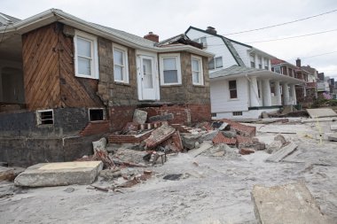 kumlu bir kasırga. ardından new York