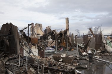 kumlu bir kasırga. ardından new York