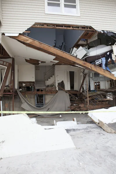 kumlu bir kasırga. ardından new York