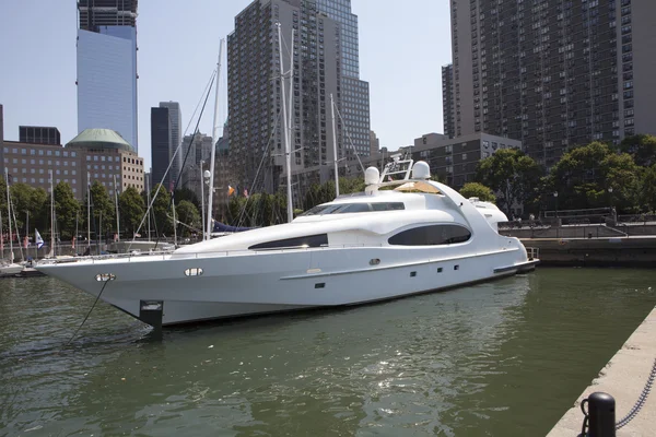 SAILING THE HUDSON RIVER 2012 - World Financial Center, Lower Ma — Stock Photo, Image