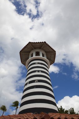Deniz feneri-bar tesisi