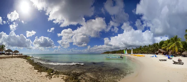 Панорама Paradise Beach — стокове фото