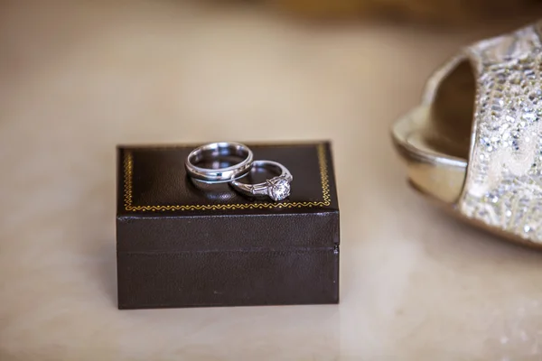 Wedding rings — Stock Photo, Image