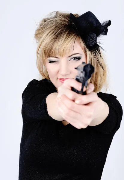 Nő és a pisztoly — Stock Fotó