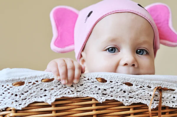 Baby in the basket — Stock Photo, Image