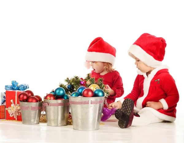 Twee verrast santa helpers — Stockfoto