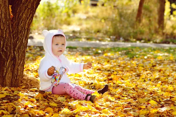 Ljusa falla för baby — Stockfoto