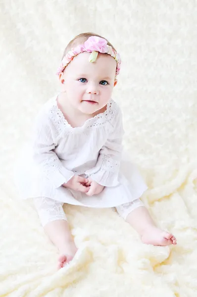Zoete babymeisje — Stockfoto