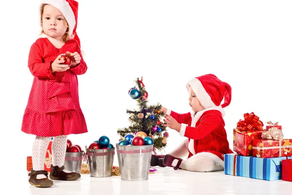 Zwei Weihnachtsmann-Helfer — Stockfoto