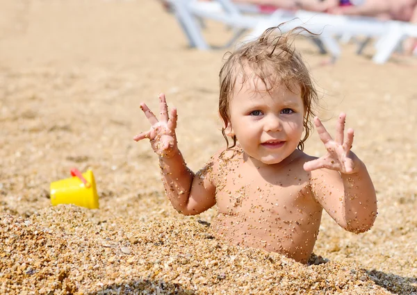 Skoj på stranden — Stockfoto