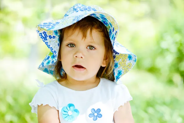 Portrait of toddler girl — Stock Photo, Image