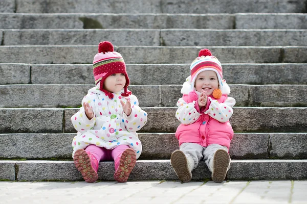 Happy toddler firlends — Stock Photo, Image