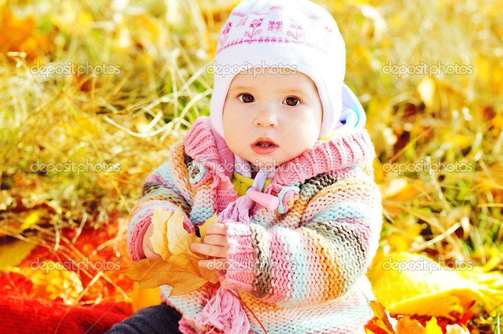 baby in fall time