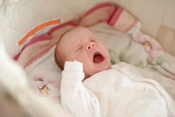 Pianto neonato — Foto Stock