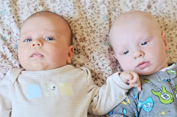 Baby tvillingar — Stockfoto